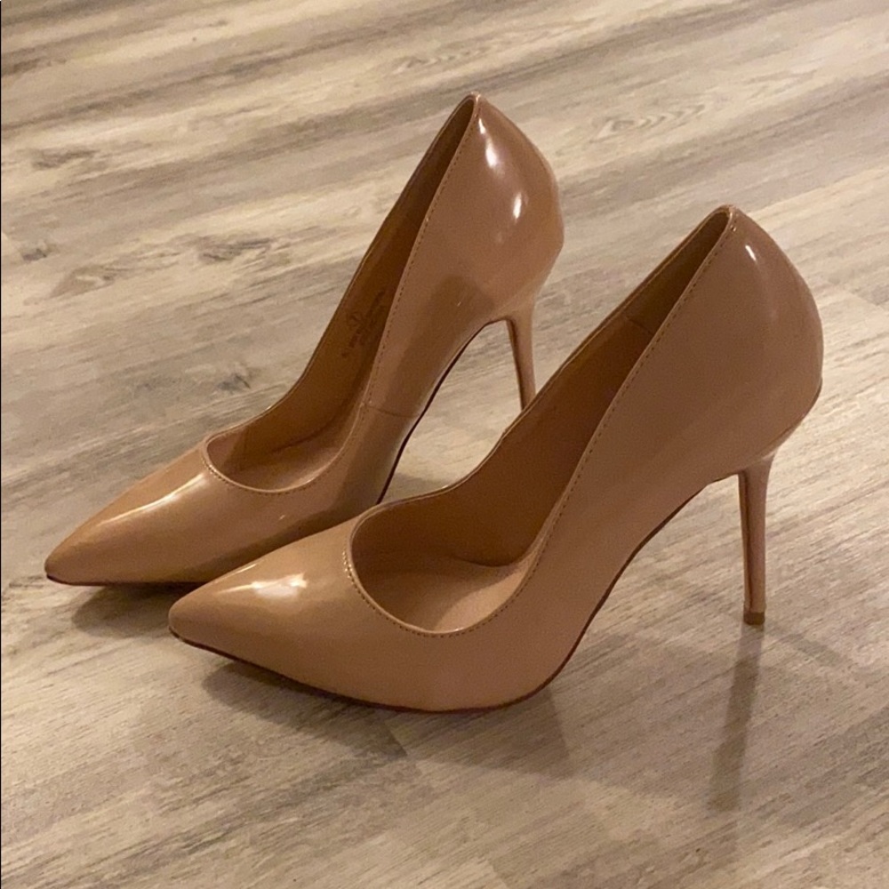 Heels - Picture 3 of 5